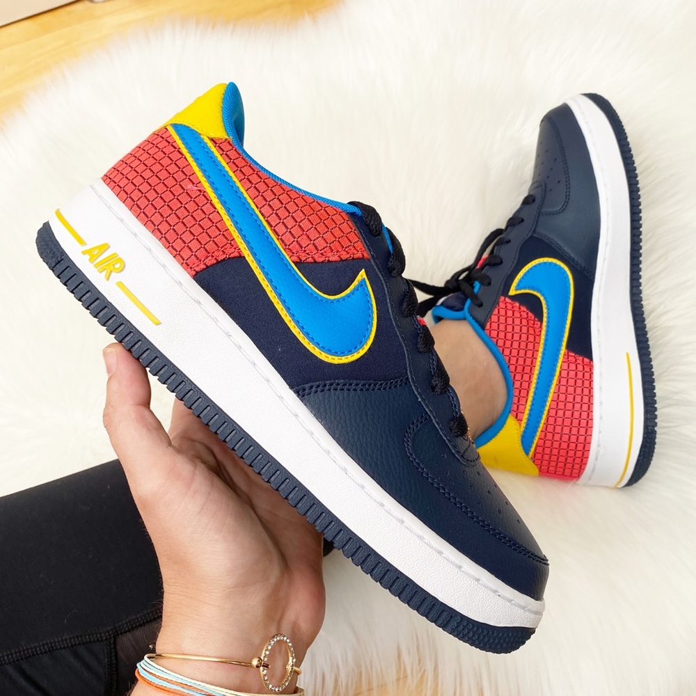 NIKE Air Force 1 Sneakers - Picture 5 of 11